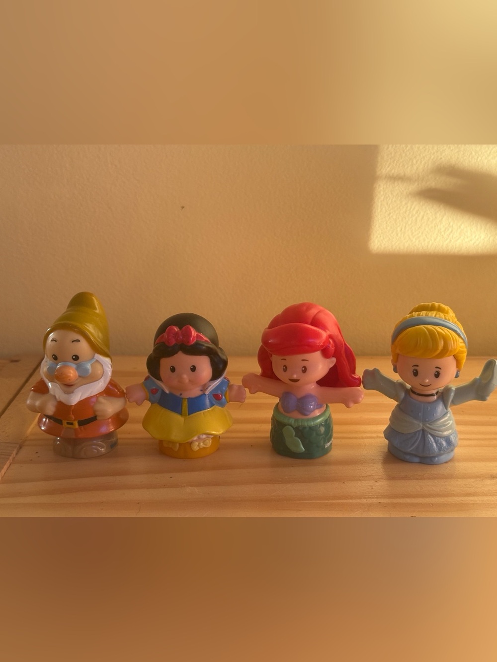 Disney princess and dwarf little people